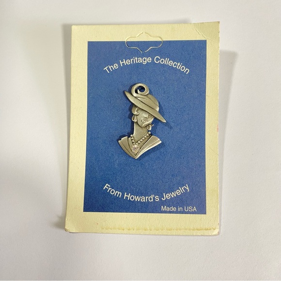 Jewelry - Lady with Hat Rhinestone Brooch Pin JJ Signed High Society Fancy